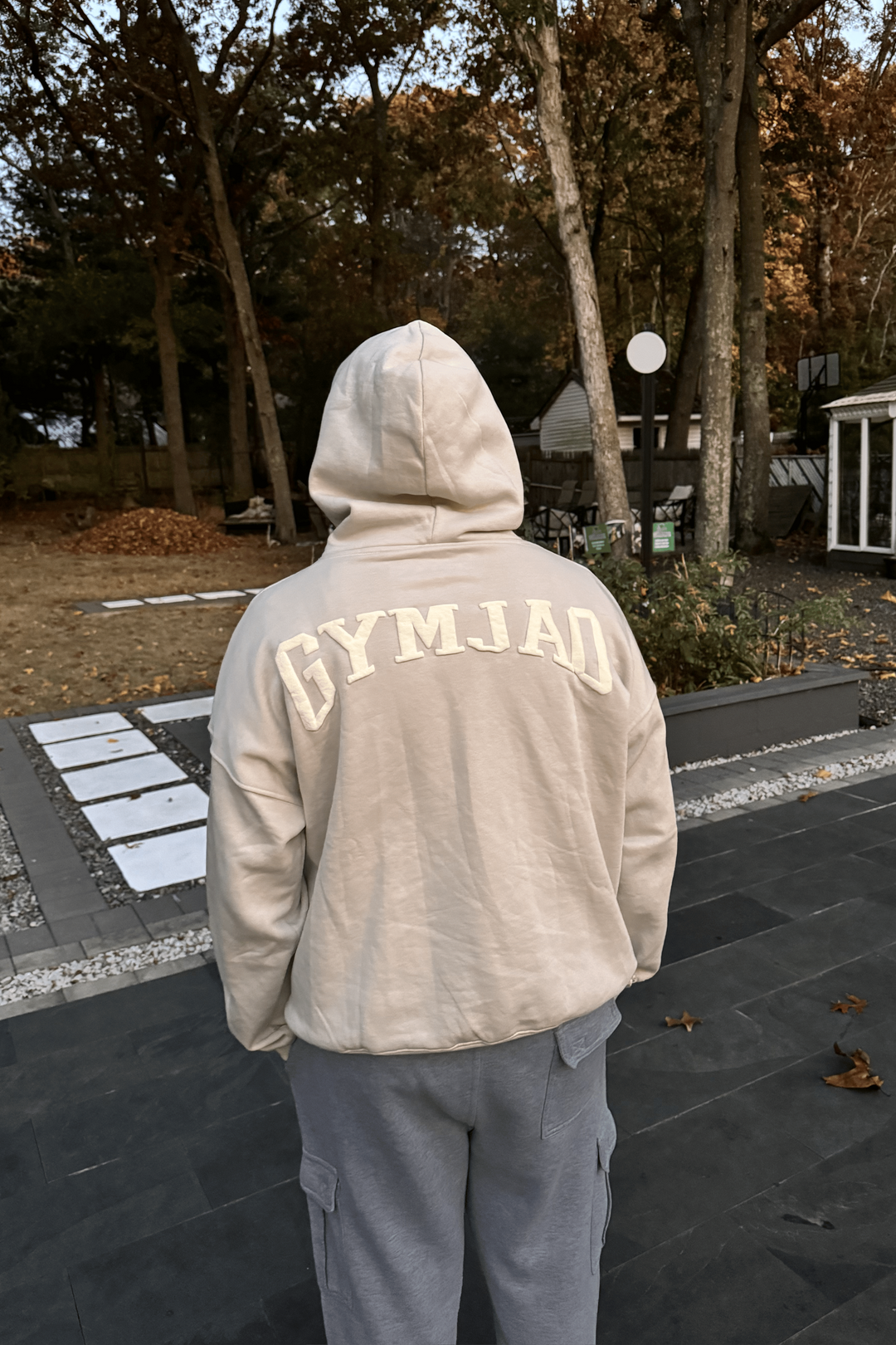 CREAM GYM JAO OVERSIZED HOODIE